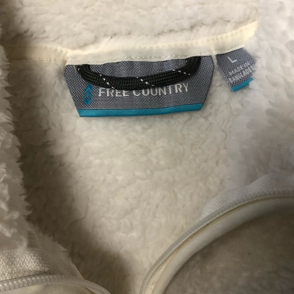 FREE COUNTRY PLUSH VEST - Picture 3 of 6